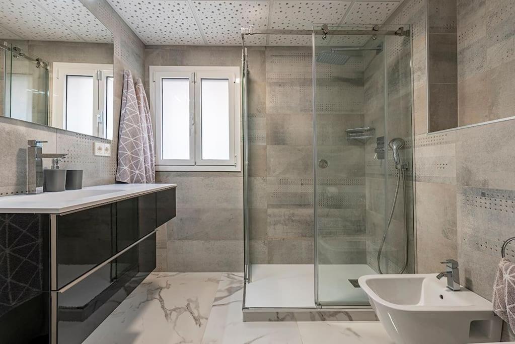 5 Stelle Piscina, Jacuzzi, Wifi - 2 Min Dal Mare Apartment Miami Playa Exterior photo