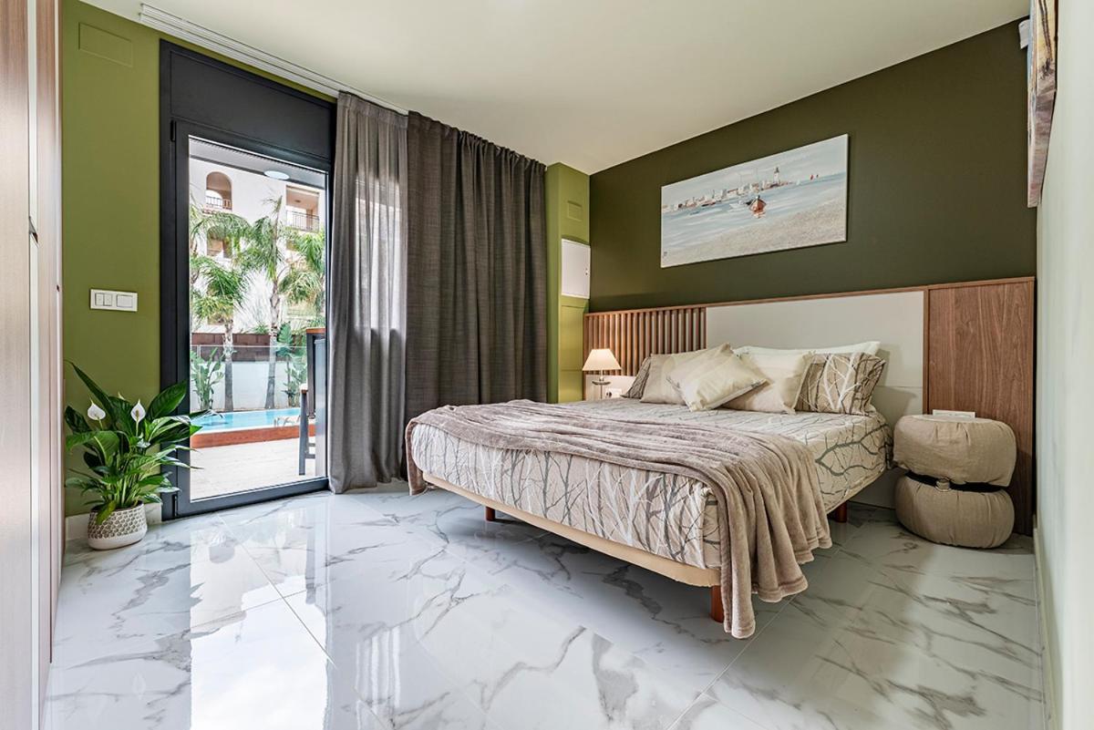 5 Stelle Piscina, Jacuzzi, Wifi - 2 Min Dal Mare Apartment Miami Playa Exterior photo
